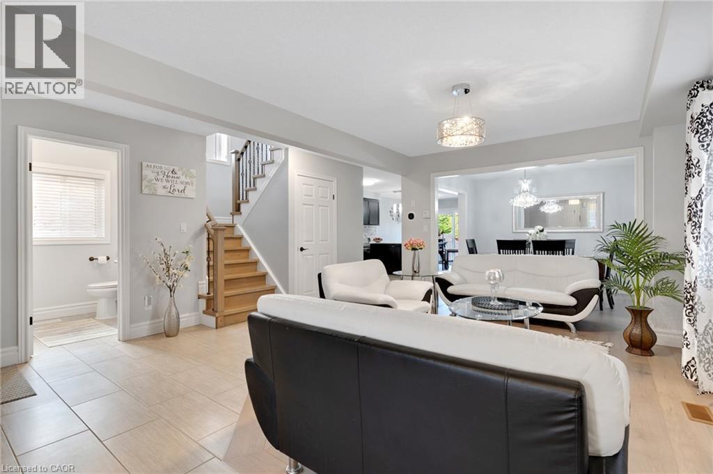 343 Steepleridge Street, Kitchener, Ontario  N2P 2X4 - Photo 5 - 40873903