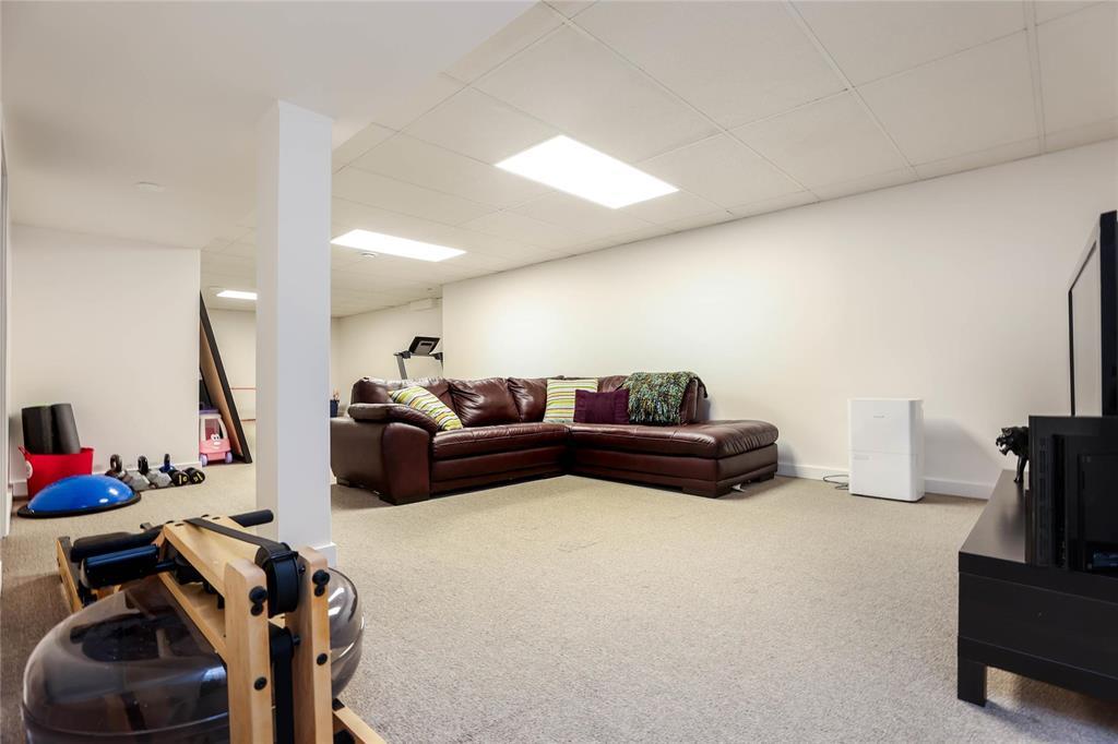 54 Morningmead Walk, Winnipeg, Manitoba  R2G 2E9 - Photo 24 - 202625897