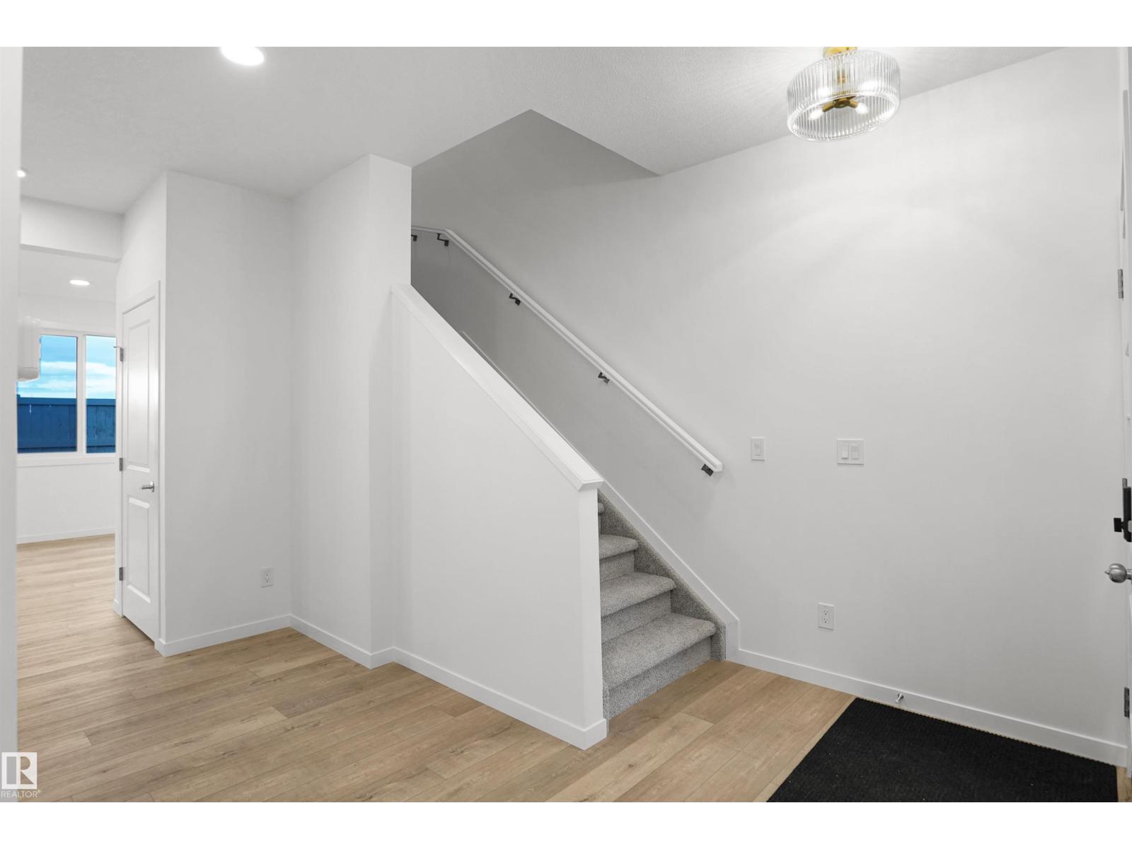 1435 9 St NW, Edmonton, Alberta  T6T 2N8 - Photo 3 - E4513771