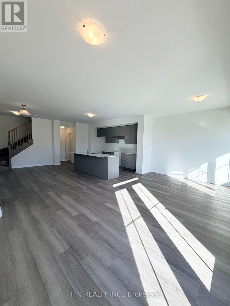 22 Kensington Road, Haldimand, Ontario  N3W 0J9 - Photo 7 - X13873202