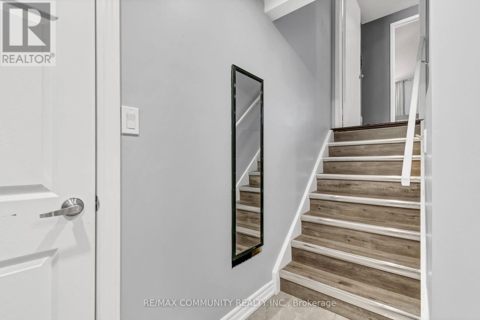 1376 Trowbridge Drive, Oshawa, Ontario  L1G 7R7 - Photo 10 - E14115366
