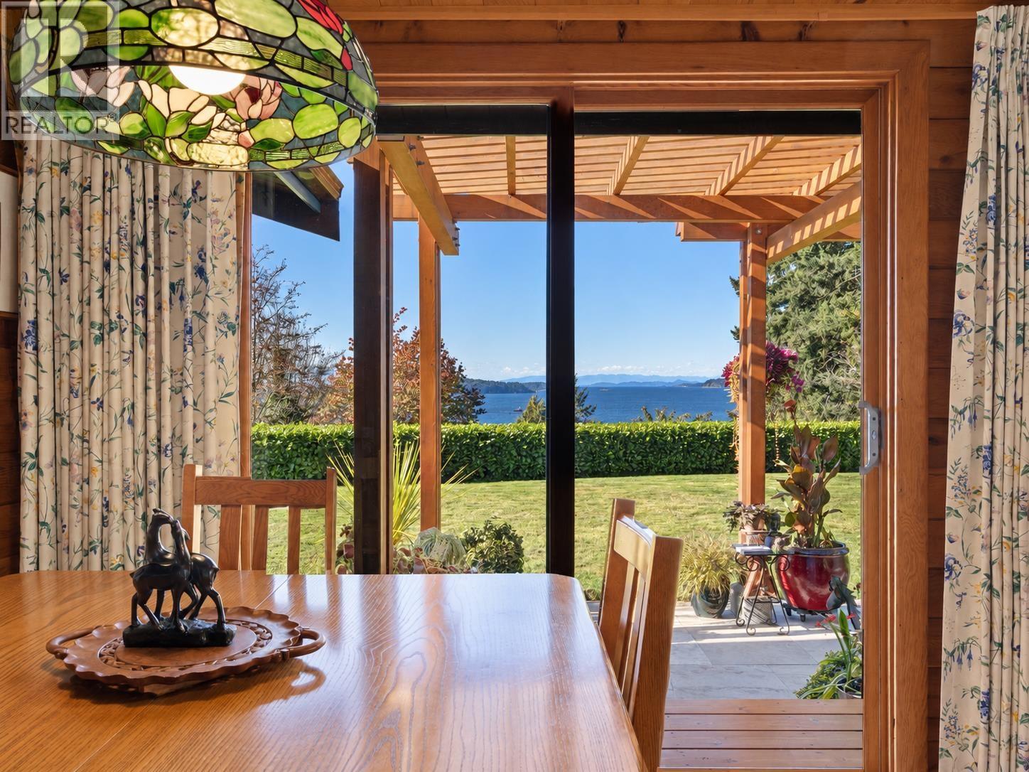 5229 Yacht Road, Sechelt, British Columbia  V7Z 0C1 - Photo 15 - R3178068