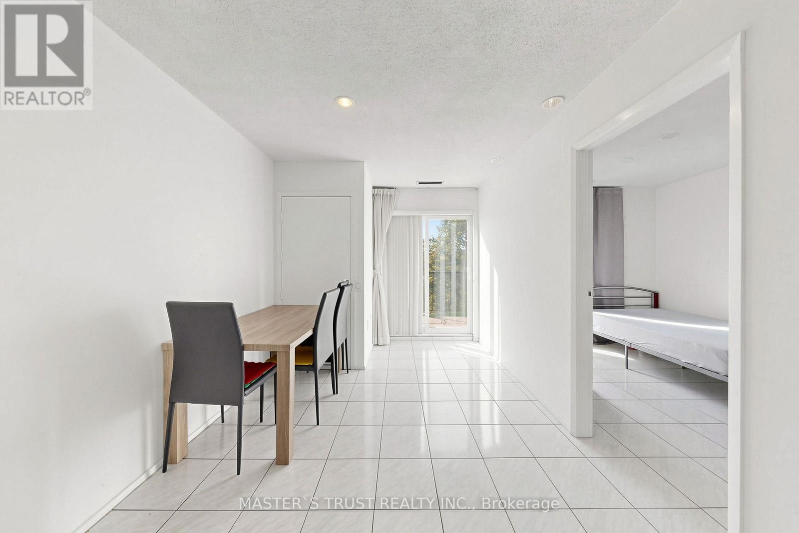 229 - 165 Cherokee Boulevard, Toronto, Ontario  M2J 4T7 - Photo 7 - C14114724