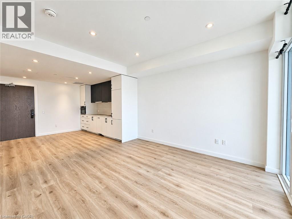 741 King Street W Unit# 1705, Kitchener, Ontario  N2G 1E5 - Photo 3 - 40873804