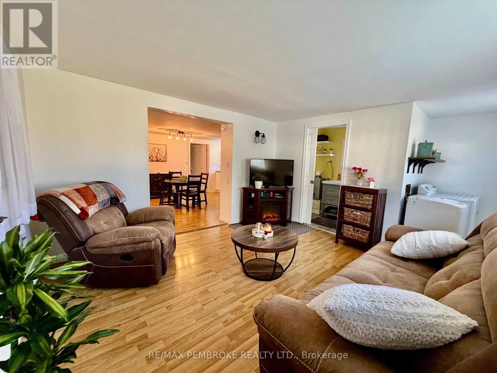 1081 Bronx Street, Pembroke, Ontario  K8A 6G8 - Photo 8 - X14115400