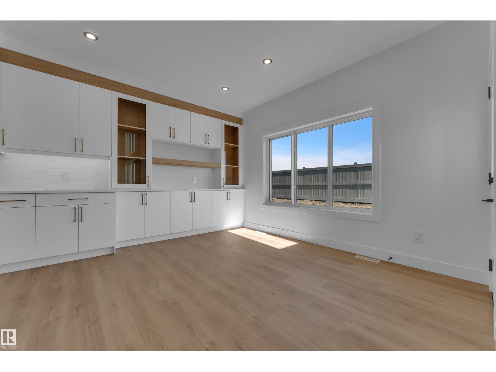 Unknown Address, ,    - Photo 20 - E4514253