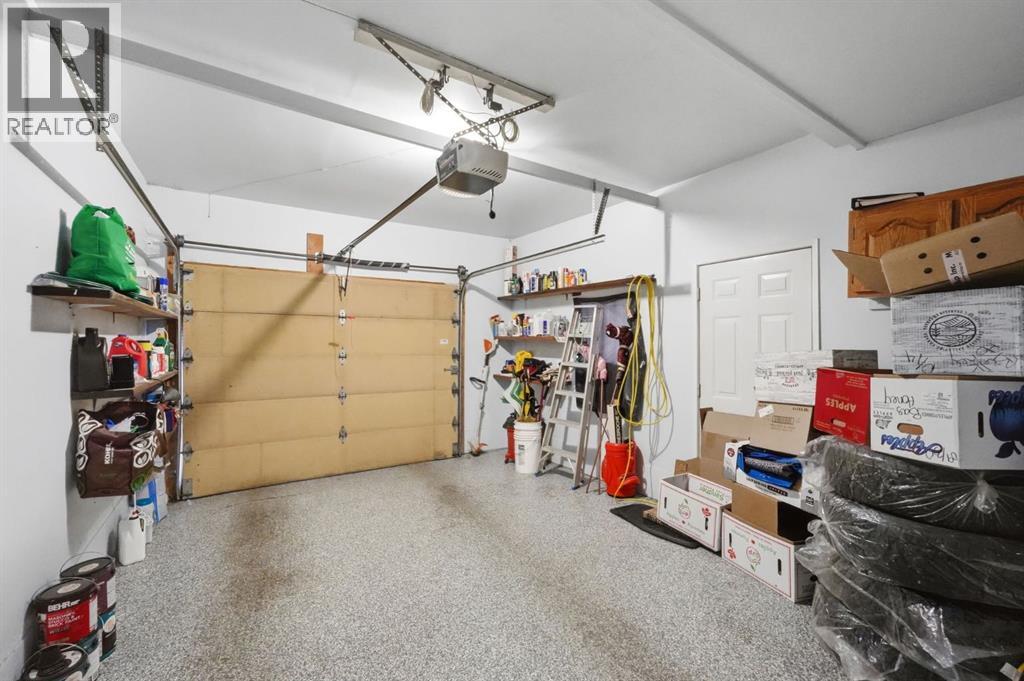 6 College Park Close