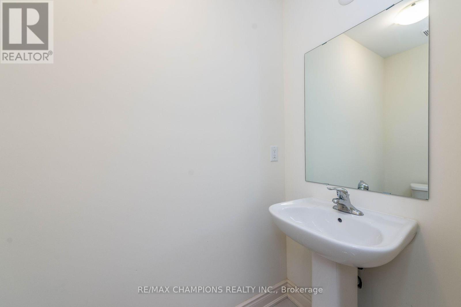 9 Cadence Road, Brampton, Ontario  L6X 5S5 - Photo 5 - W14115416