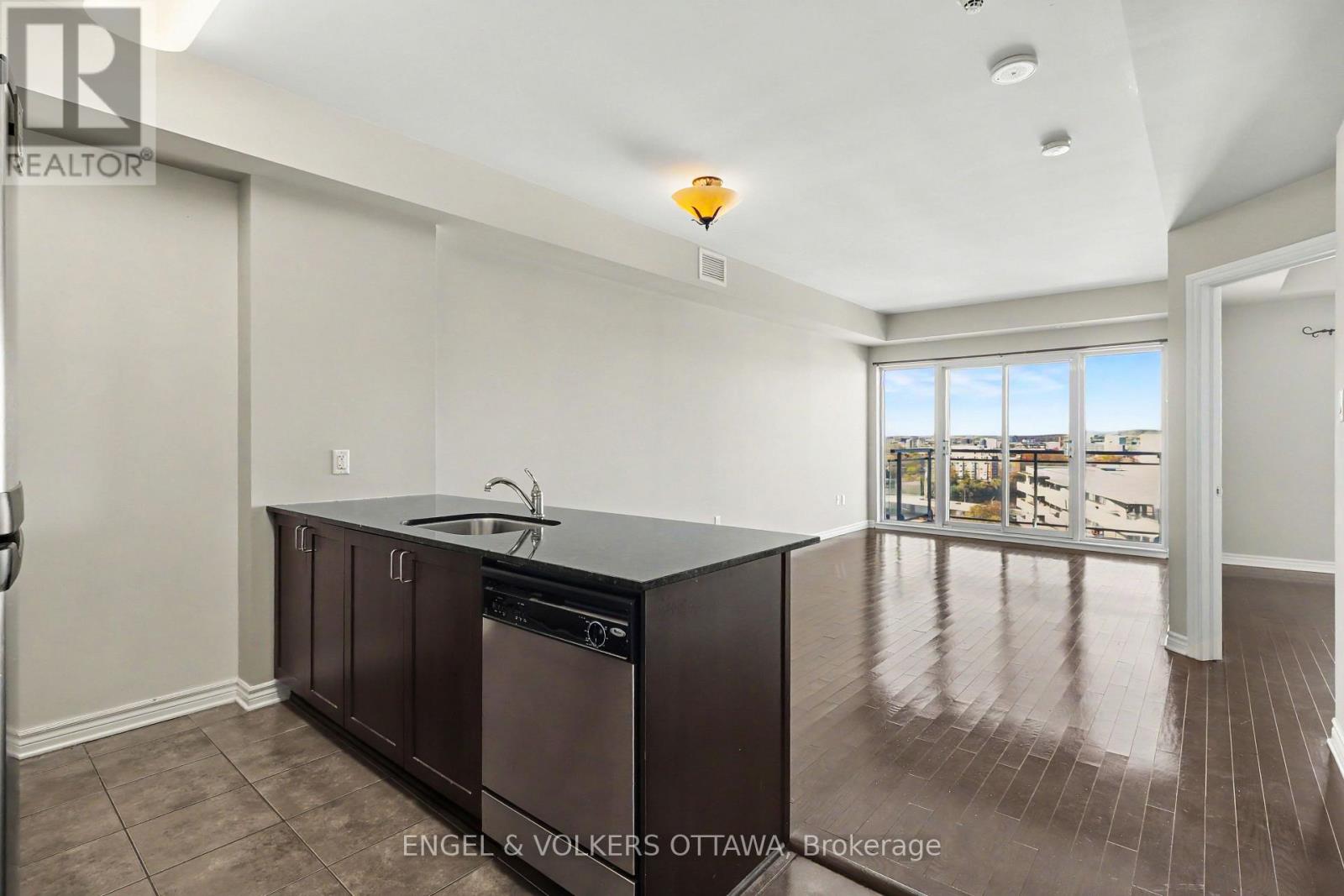 1808 - 70 Landry Street, Ottawa, Ontario  K1L 0A8 - Photo 4 - X14115432