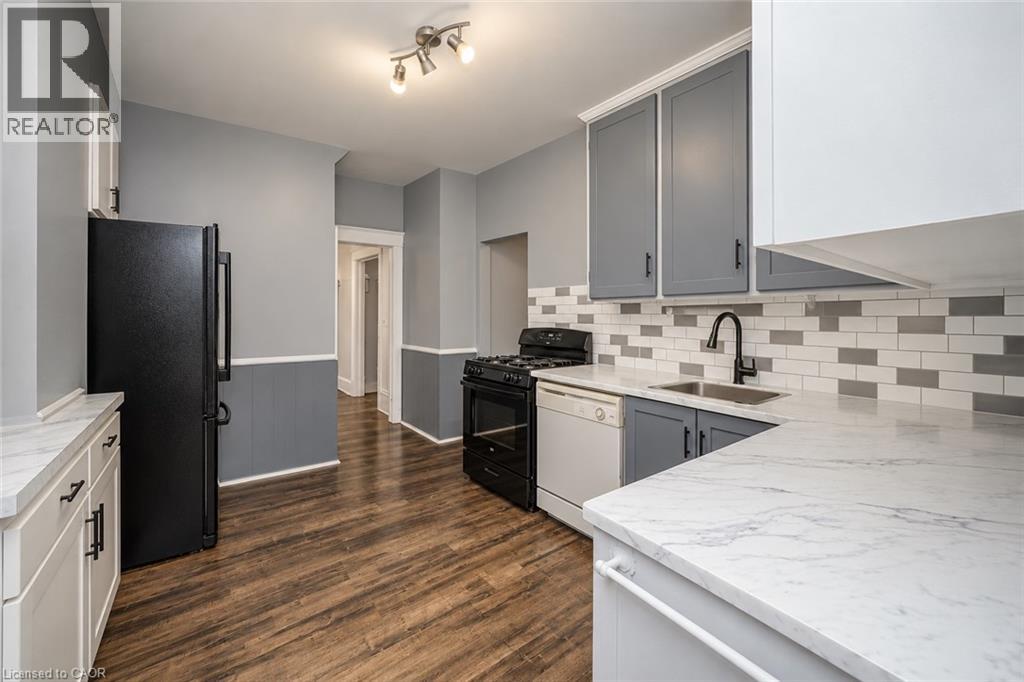372 Beach Road, Hamilton, Ontario  L8H 3K5 - Photo 11 - 40873847