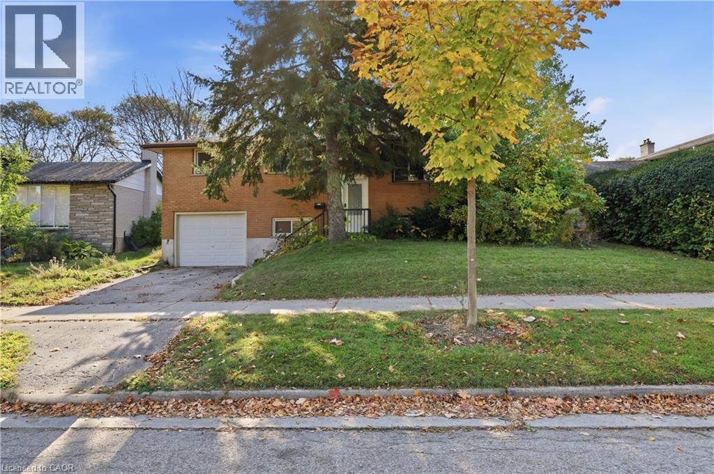 109 Indian Road, Kitchener, Ontario  N2B 2S6 - Photo 2 - 40873350