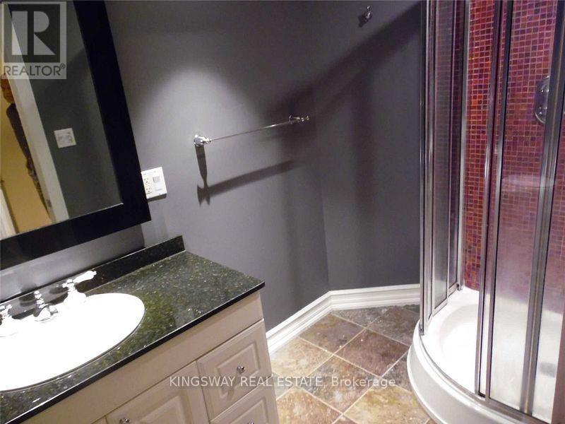 9 Kinney Gate, Vaughan, Ontario  L6A 2S3 - Photo 2 - N14115466