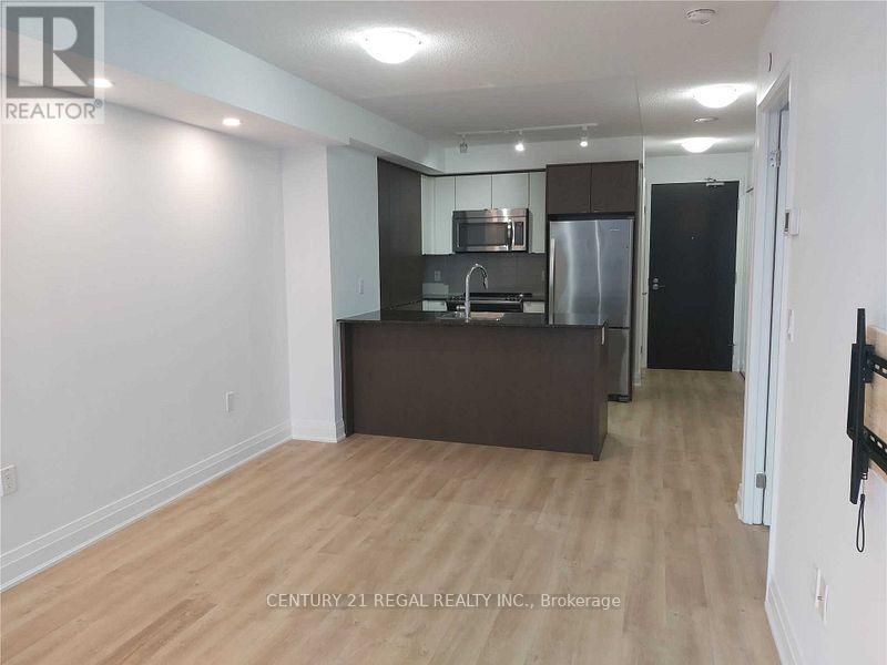 808 - 9 Valhalla Inn Road, Toronto, Ontario  M9B 0B2 - Photo 2 - W14115464