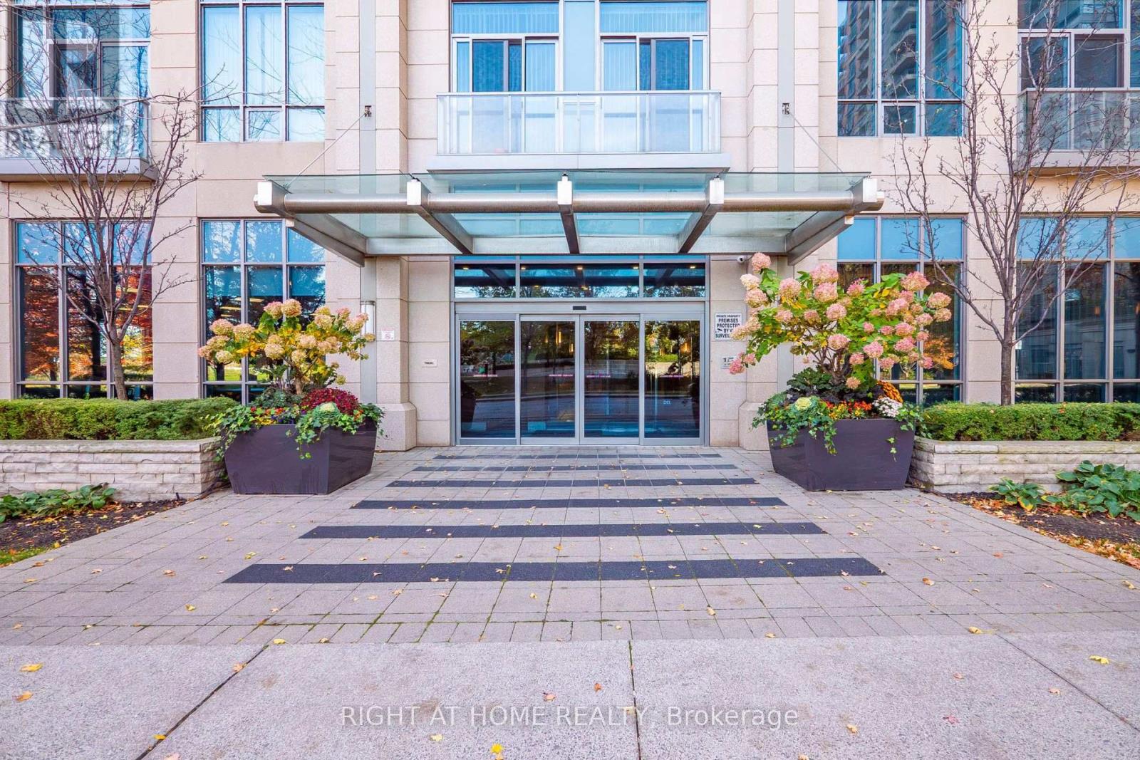 2301 - 15 Viking Lane, Toronto, Ontario  M9B 0A4 - Photo 3 - W14115468