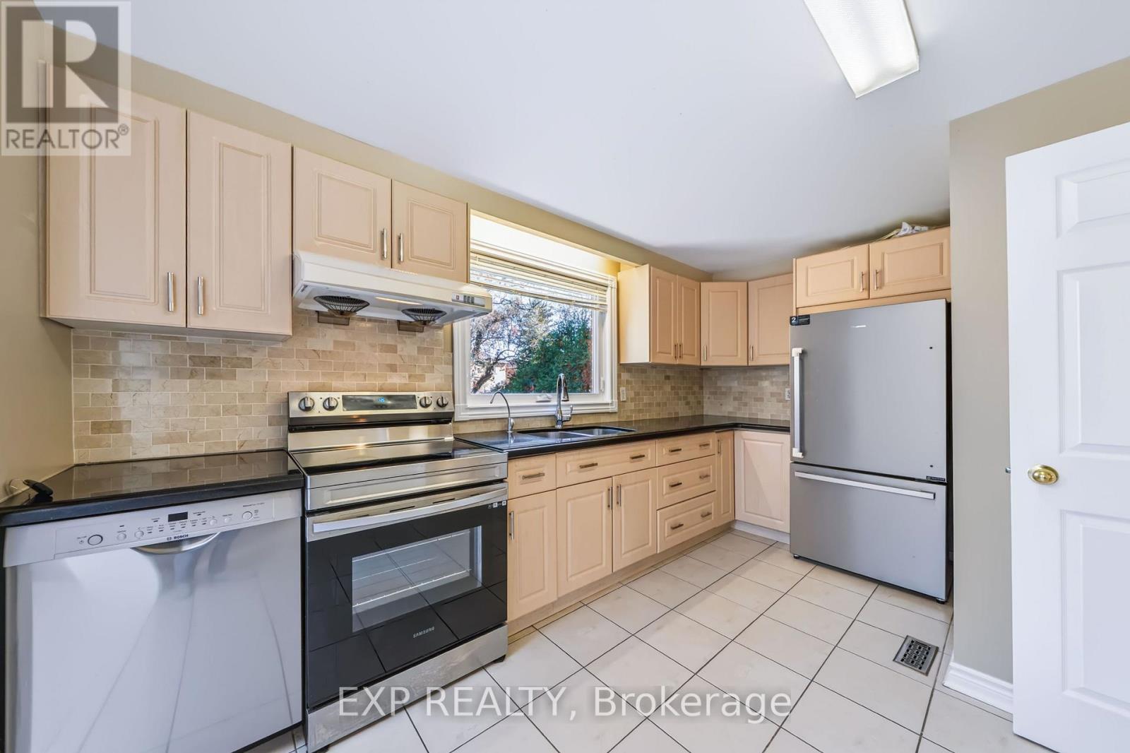 74 Longford Crescent, Toronto, Ontario  M1W 1P4 - Photo 15 - E13731022