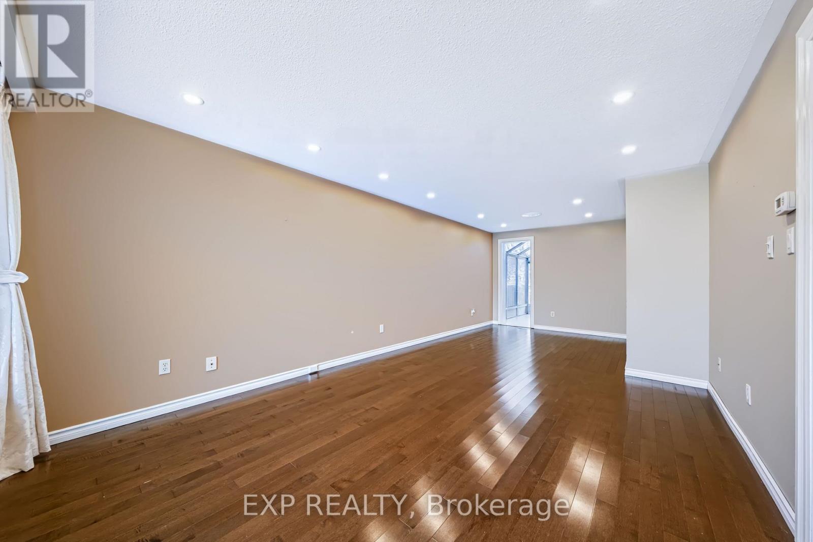 74 Longford Crescent, Toronto, Ontario  M1W 1P4 - Photo 7 - E13731022