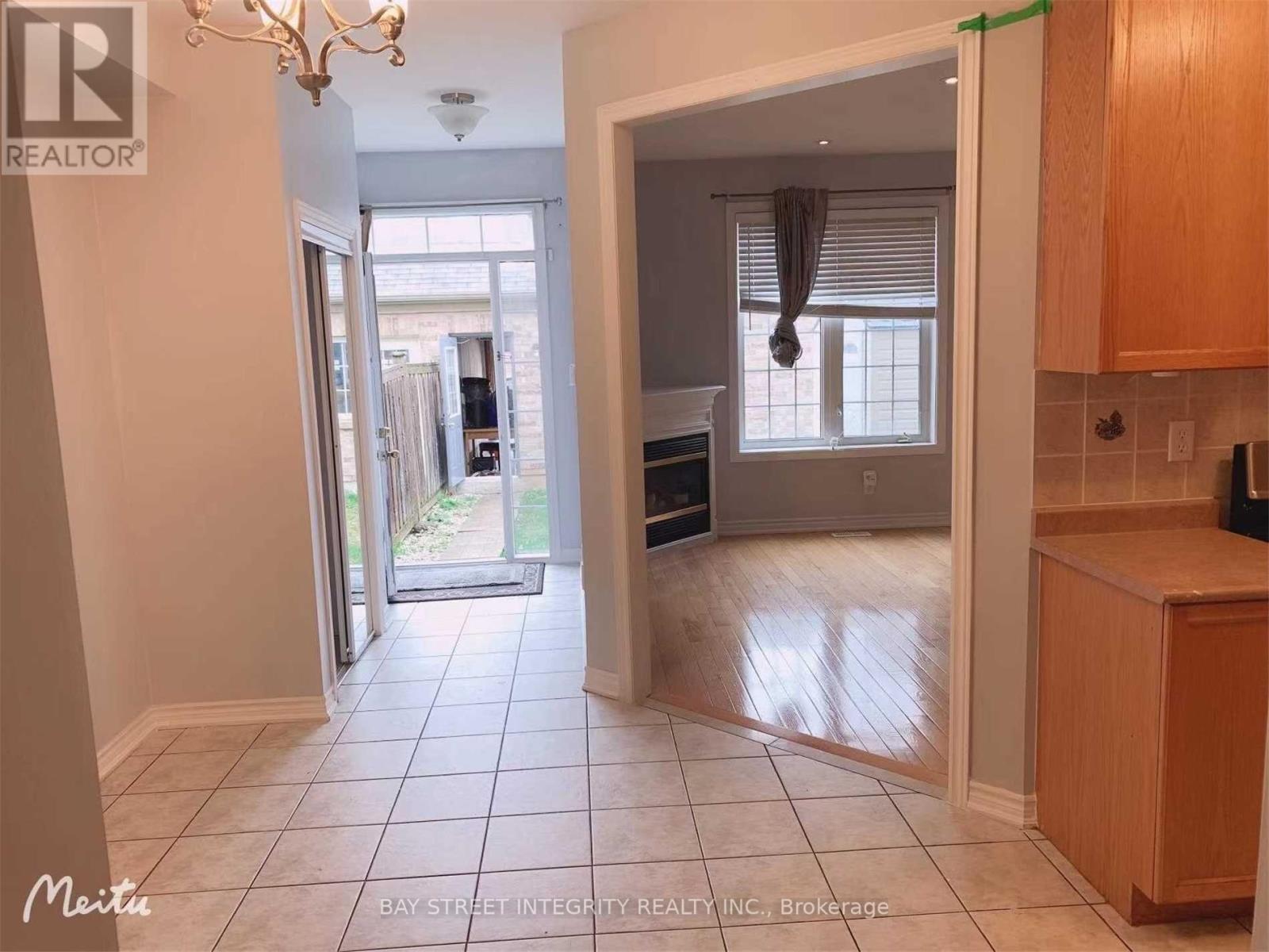 34 Evaridge Drive, Markham, Ontario  L6B 1E7 - Photo 8 - N14101590