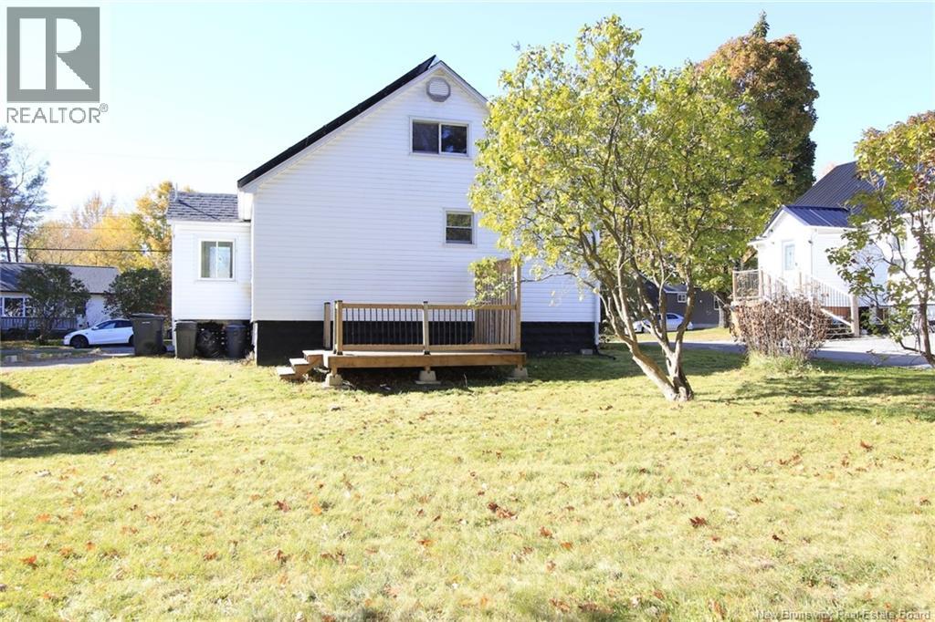 203 Mcneill Avenue, Fredericton, New Brunswick  E3A 1J5 - Photo 4 - NB149757