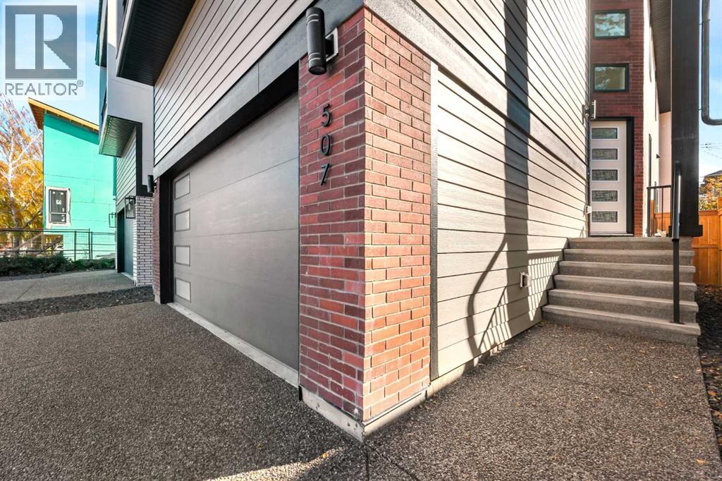 507 26 Avenue NE, Calgary, Alberta  T2E 1Z6 - Photo 3 - A2340785