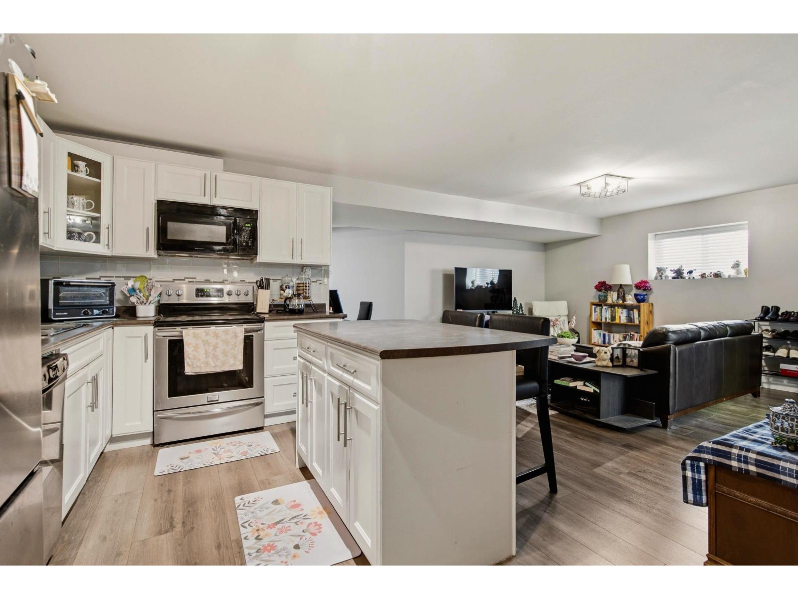 16329 61a Avenue, Surrey, British Columbia  V3S 3W2 - Photo 30 - R3177309