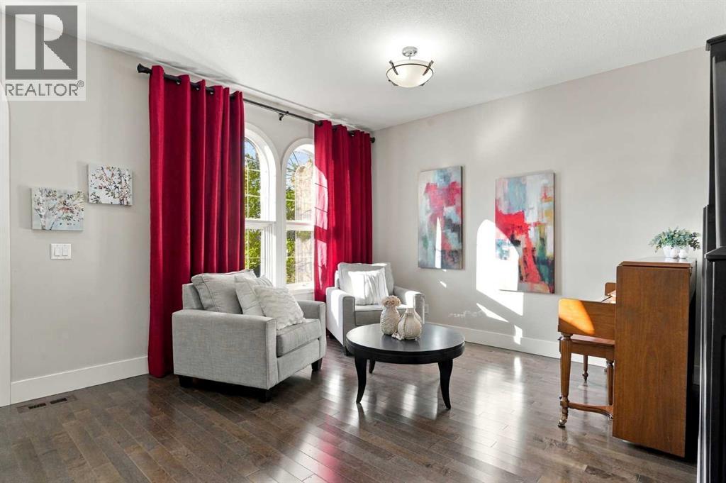 210 Quarry Park Boulevard SE, Calgary, Alberta  T2C 5E4 - Photo 4 - A2352872