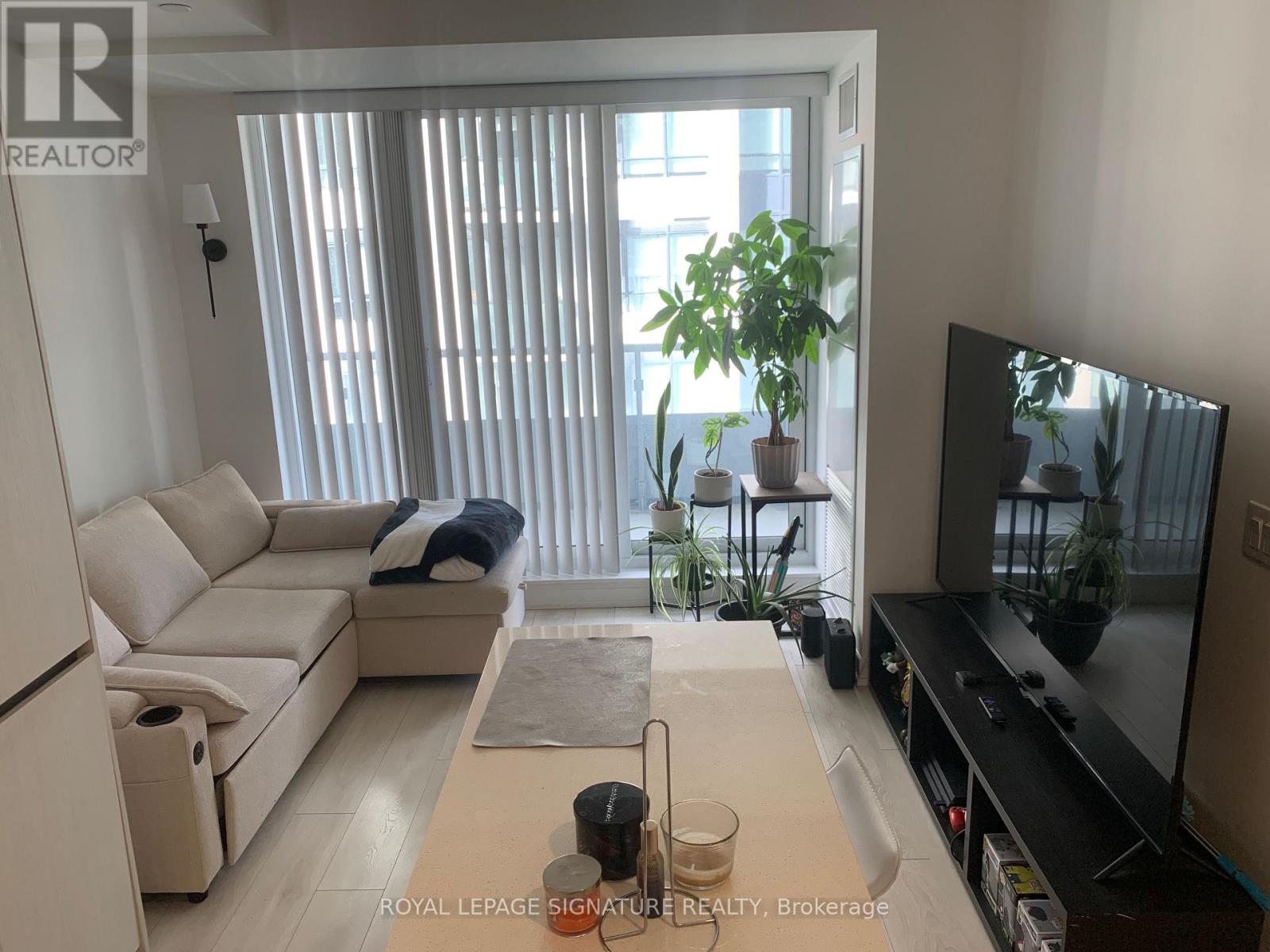 1310 - 225 Sumach Street, Toronto, Ontario  M5A 3K3 - Photo 2 - C14115520