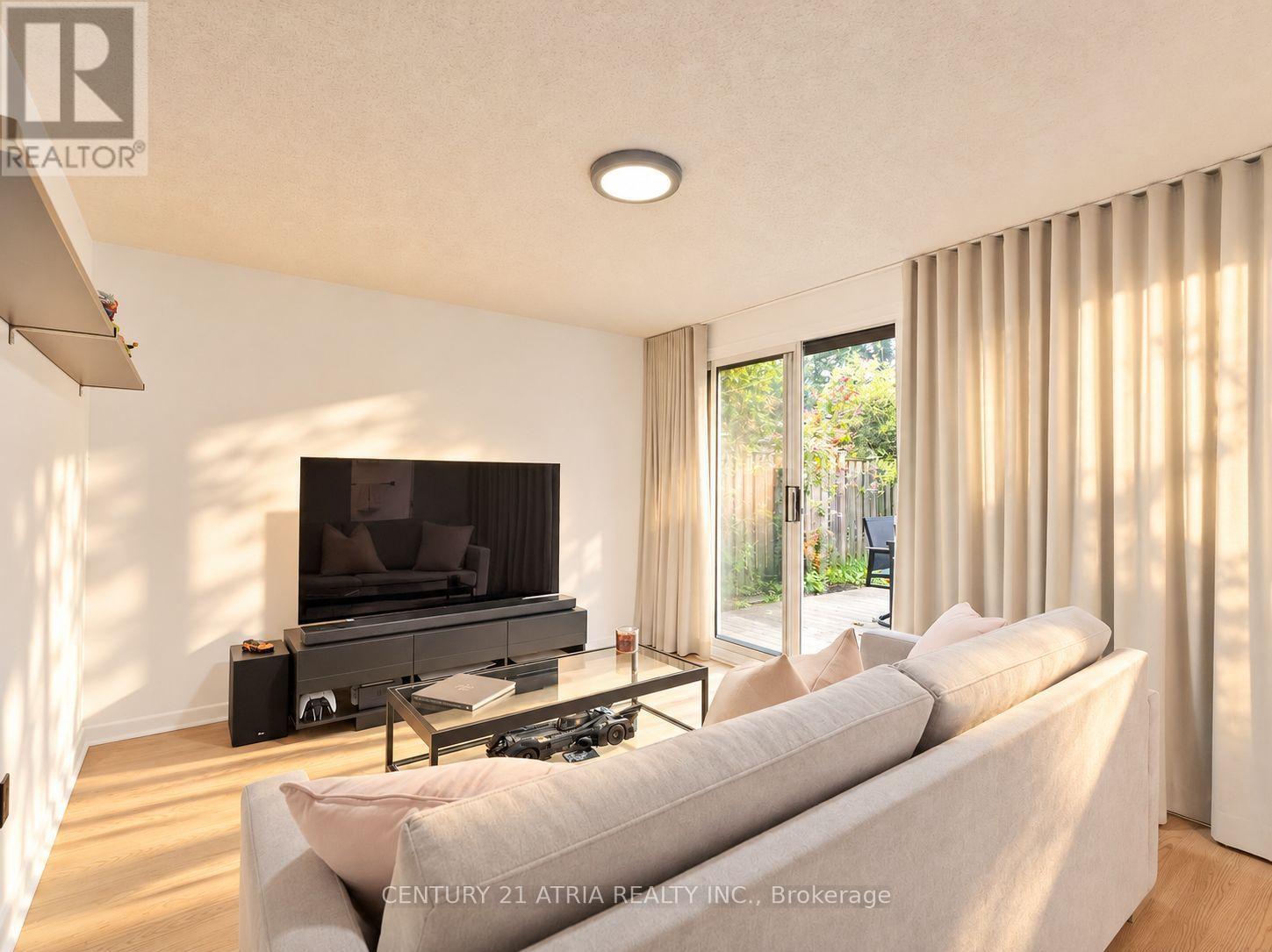 18 Castledene Crescent, Toronto, Ontario  M1T 1S1 - Photo 14 - E14115528