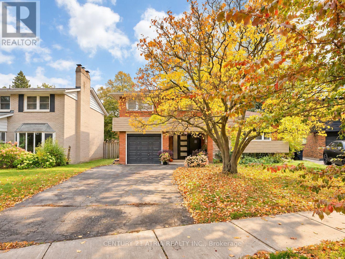 18 Castledene Crescent, Toronto, Ontario  M1T 1S1 - Photo 4 - E14115528