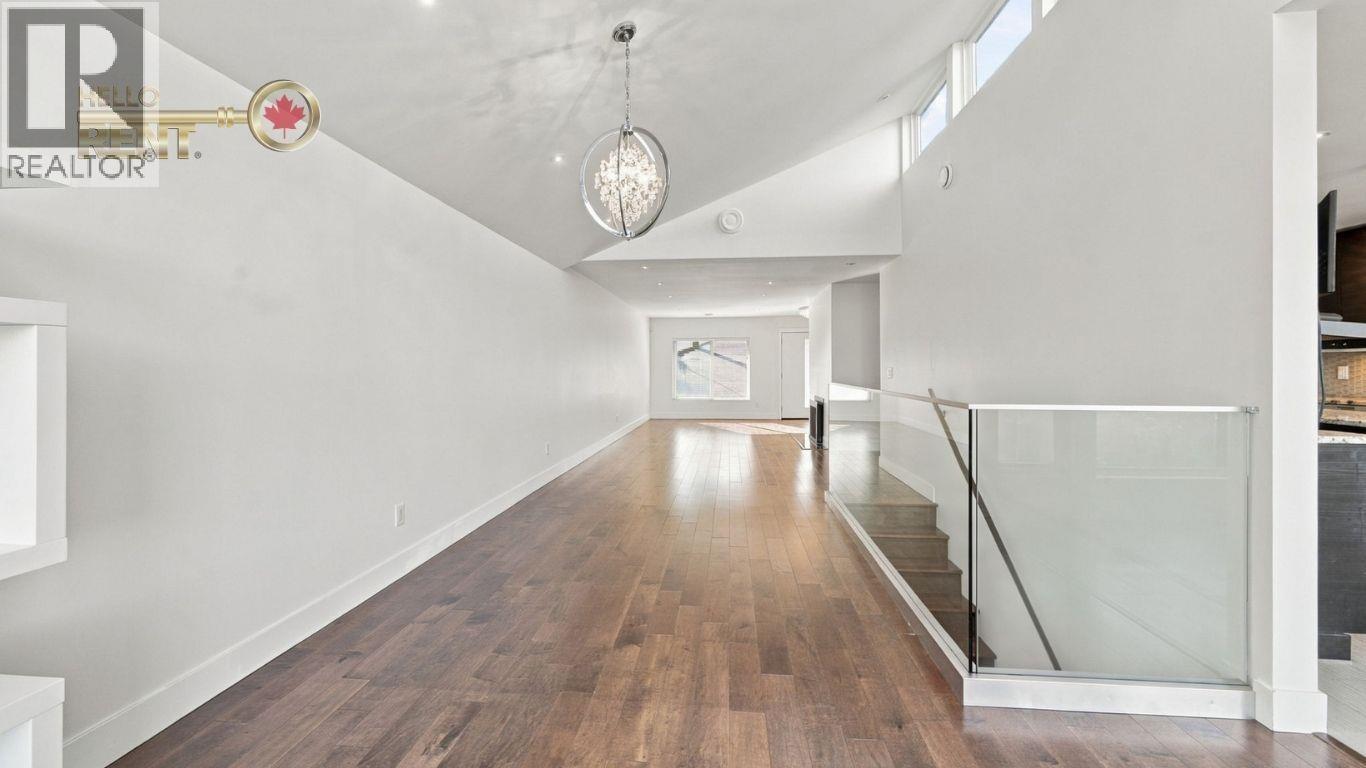 458 Northcliffe Crescent, Burnaby, British Columbia  V5A 1A1 - Photo 5 - R3178336
