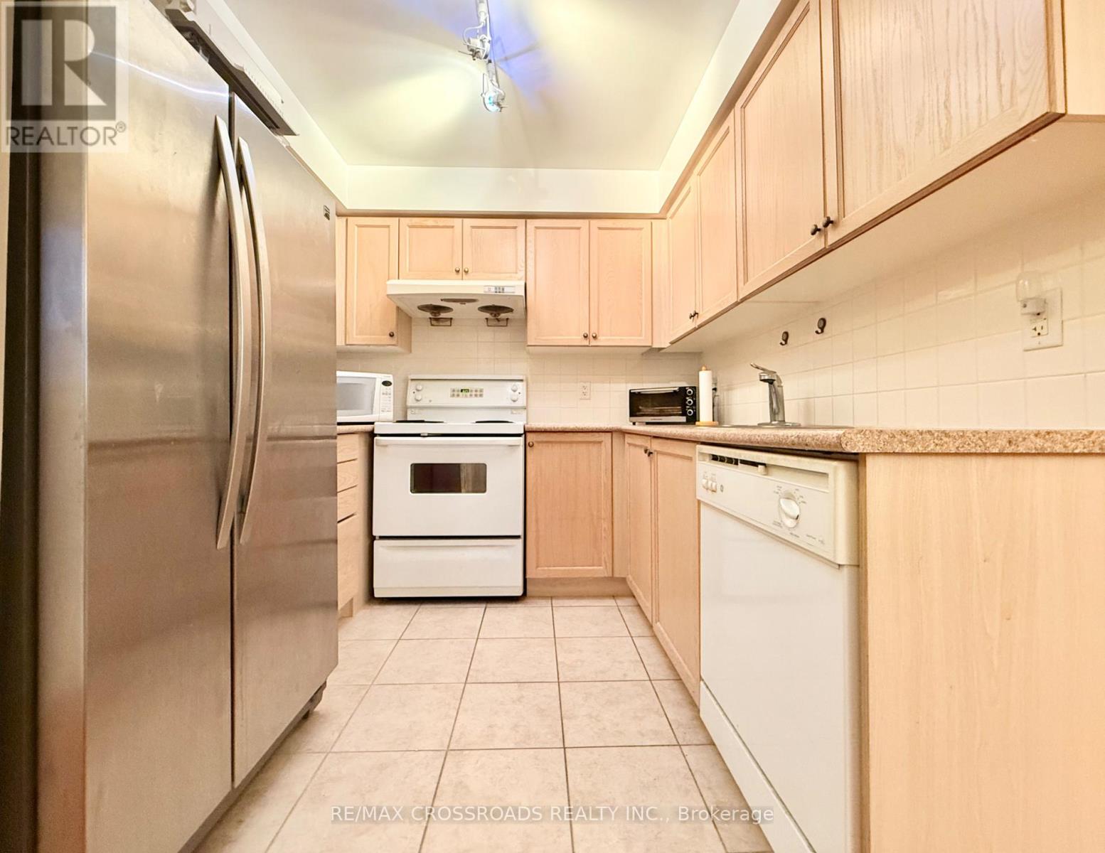 603 - 1 Clairtrell Road, Toronto, Ontario  M2N 7H6 - Photo 6 - C13831438