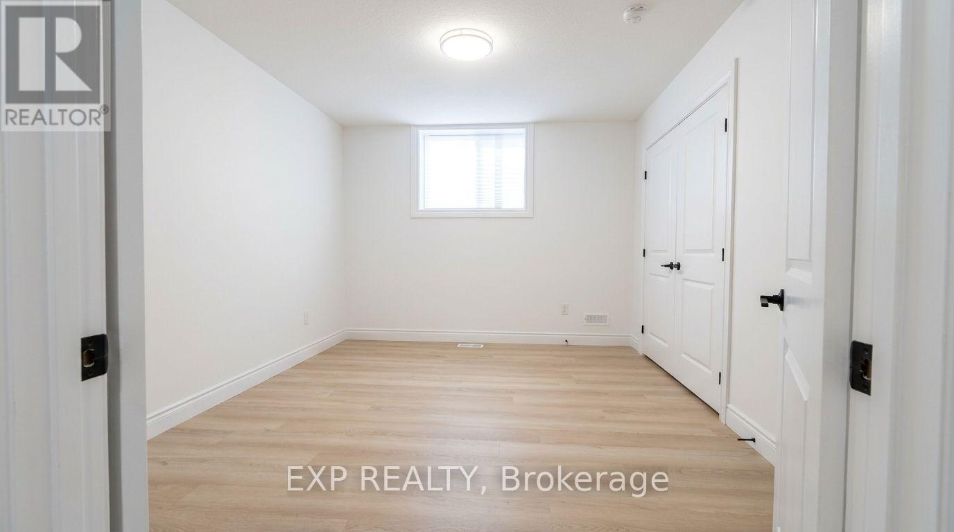 Bsmt - 2567 Constance Avenue, London South, Ontario  N6M 0J4 - Photo 5 - X14115548