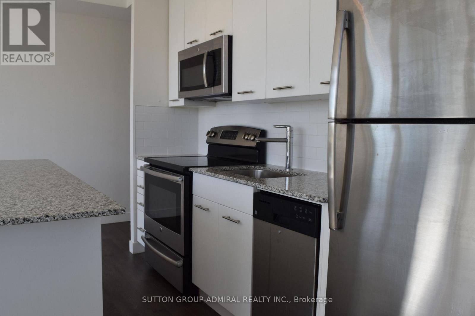 Unit# 411 - 2055 Danforth Avenue, Toronto, Ontario  M4C 1J8 - Photo 16 - E14115574