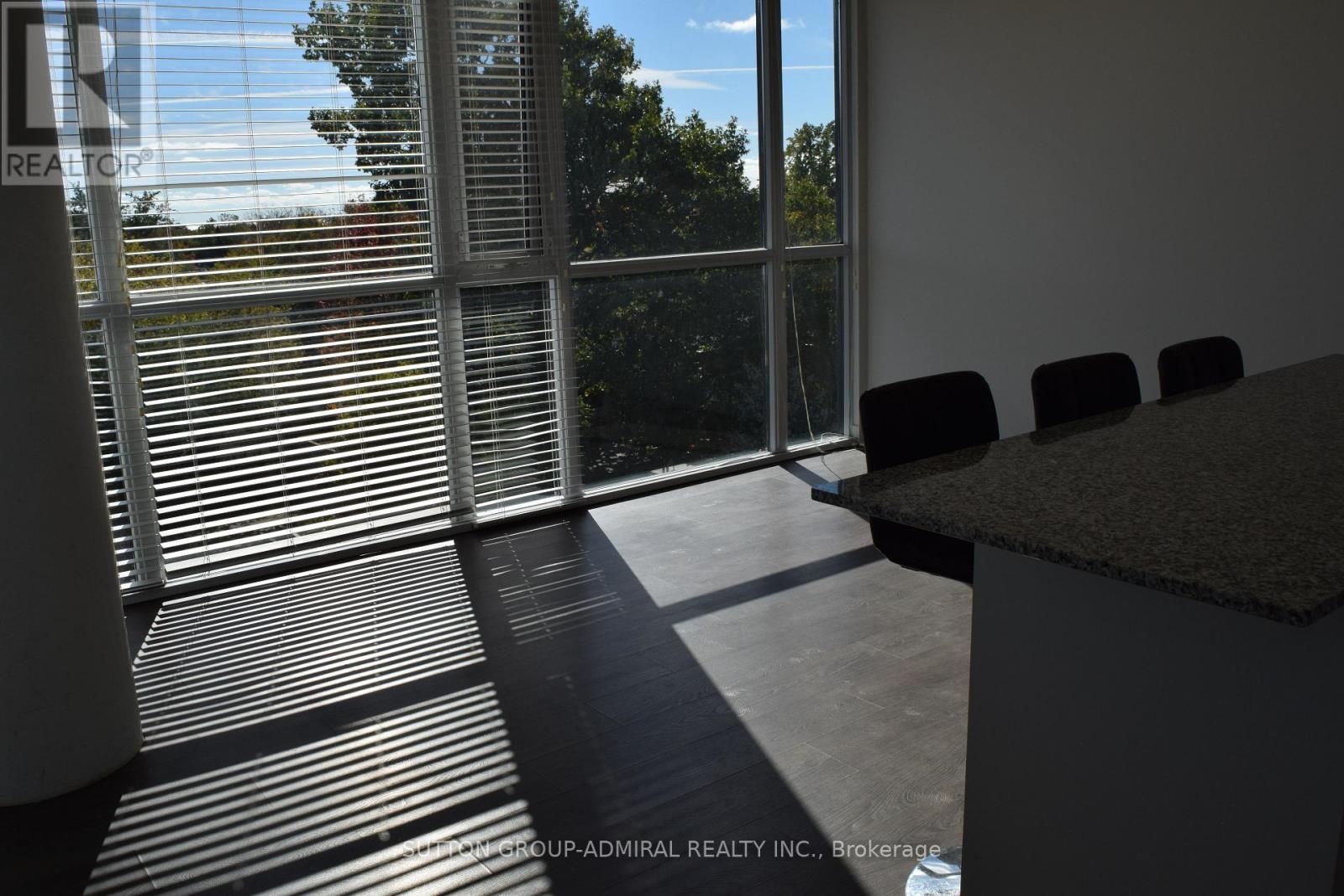 Unit# 411 - 2055 Danforth Avenue, Toronto, Ontario  M4C 1J8 - Photo 17 - E14115574
