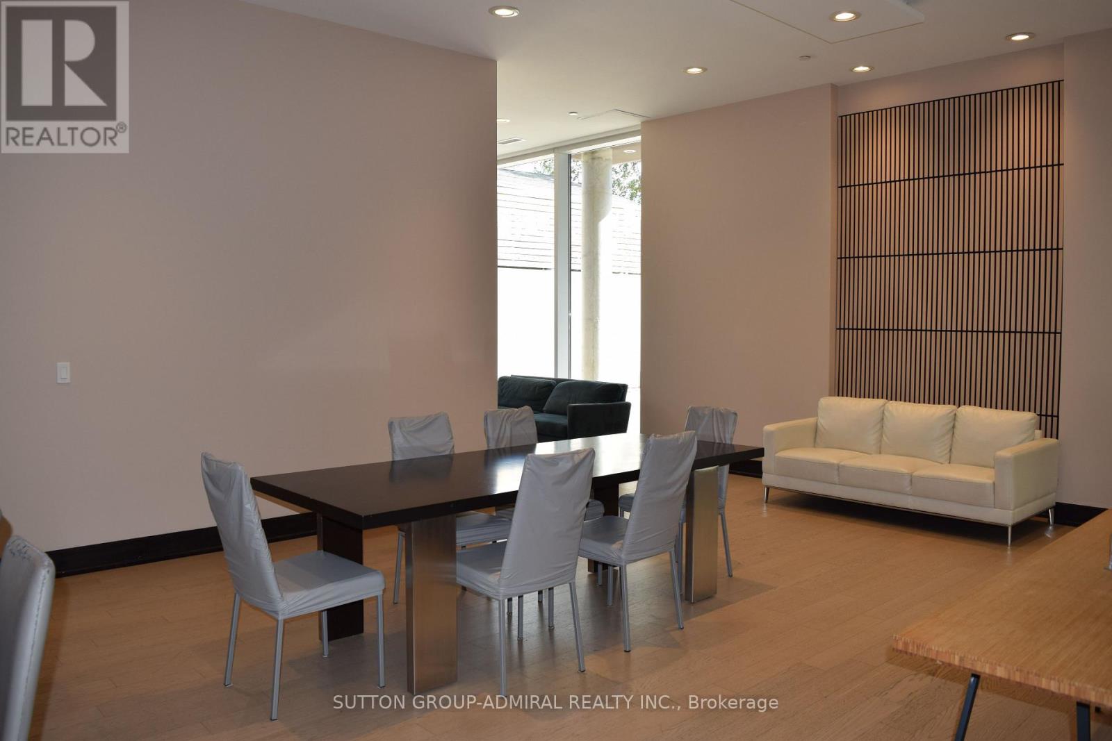 Unit# 411 - 2055 Danforth Avenue, Toronto, Ontario  M4C 1J8 - Photo 31 - E14115574