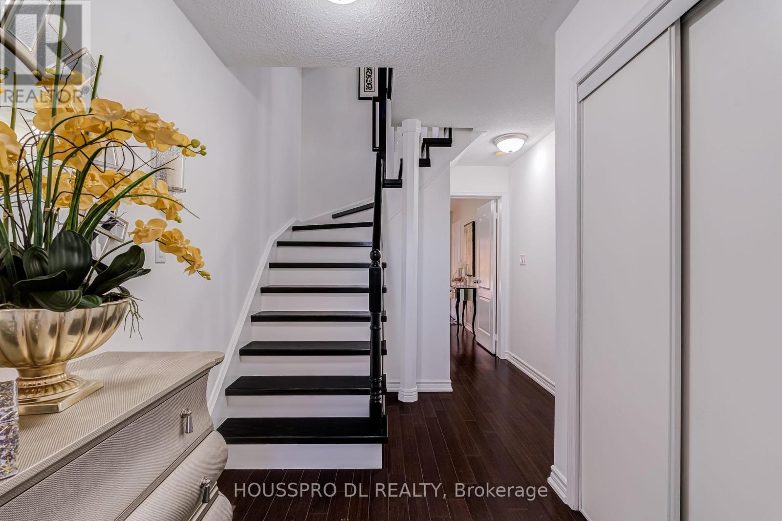 12 - 619 Evans Avenue, Toronto, Ontario  M8W 2W4 - Photo 4 - W14115572