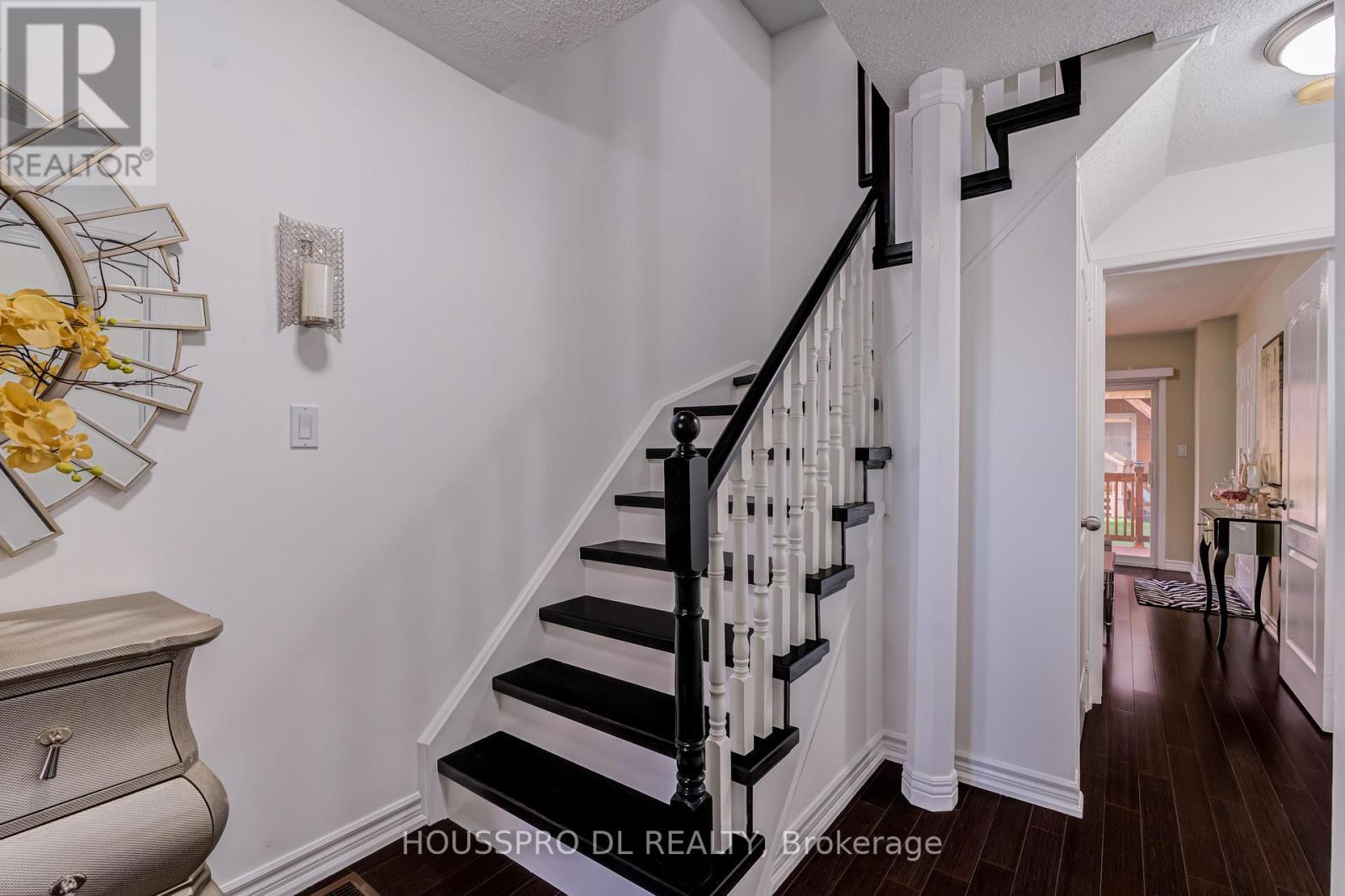 12 - 619 Evans Avenue, Toronto, Ontario  M8W 2W4 - Photo 5 - W14115572