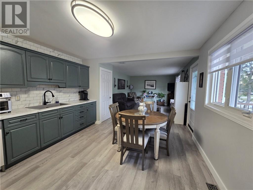 132 Maplewood Crescent, Garson, Ontario  P3L 1G9 - Photo 11 - 2131095