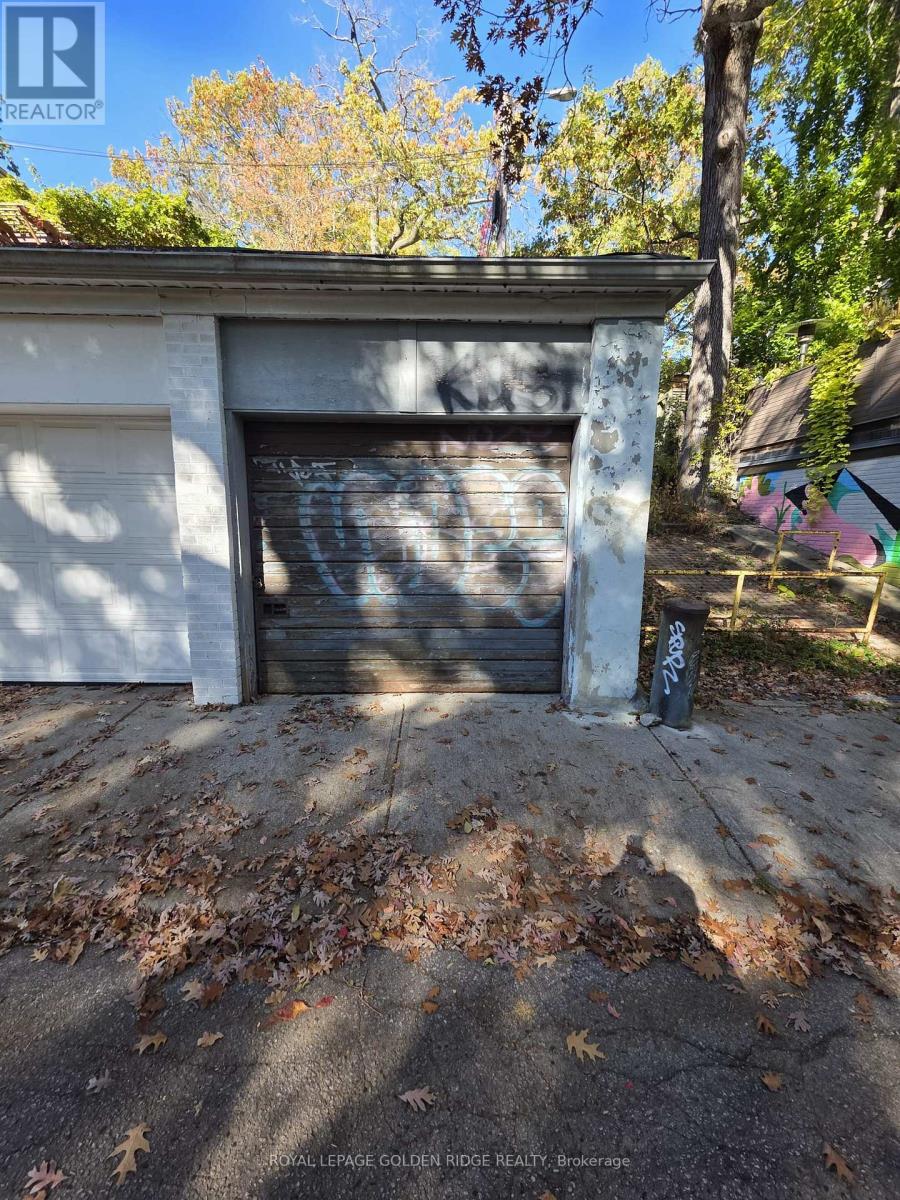 89 Spruce Hill Road, Toronto, Ontario  M4E 3G5 - Photo 17 - E14115178