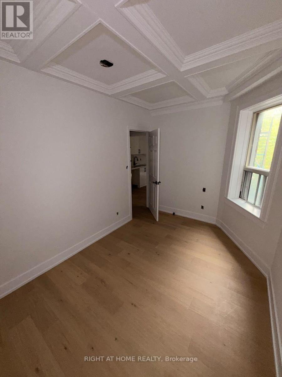 202 - 2245 Dundas Street W, Toronto, Ontario  M6R 1X6 - Photo 3 - W14115582