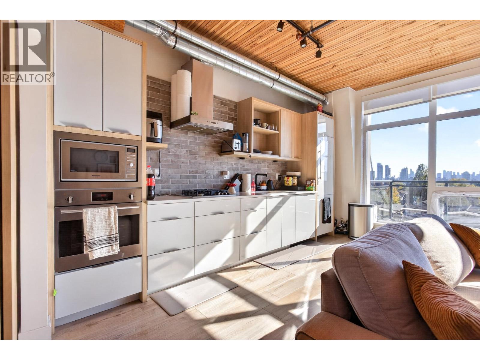 406 4223 Hastings Street, Burnaby, British Columbia  V5C 2J5 - Photo 15 - R3177372