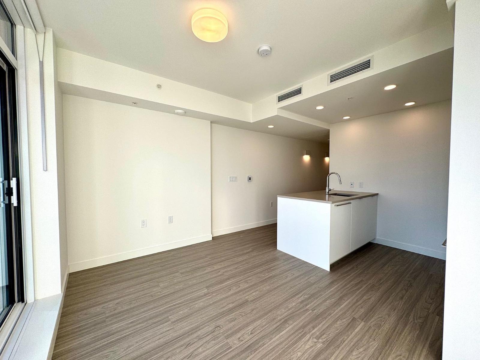 1303 13675 107 A Avenue, Surrey, British Columbia  V3T 2H2 - Photo 7 - R3178347