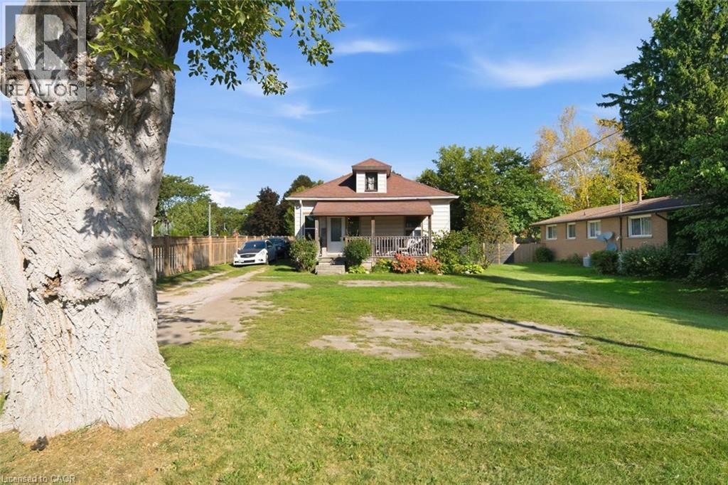 165 Victoria Street, Simcoe, Ontario  N3Y 4R6 - Photo 2 - 40873894