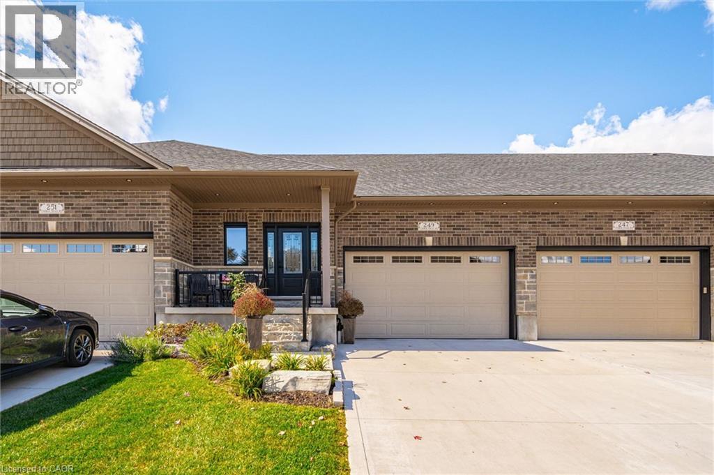 249 Timber Trail Road, Elmira, Ontario  N3B 0E4 - Photo 1 - 40872353