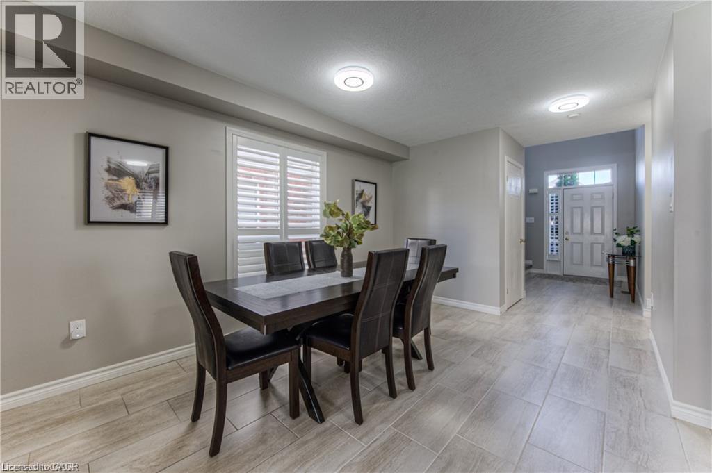 308 Colton Circle Unit# Upper Level, Kitchener, Ontario  N2A 4K1 - Photo 6 - 40873825