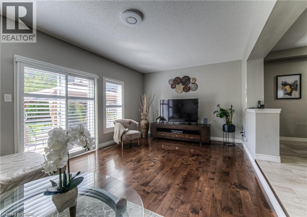 308 Colton Circle Unit# Upper Level, Kitchener, Ontario  N2A 4K1 - Photo 11 - 40873825