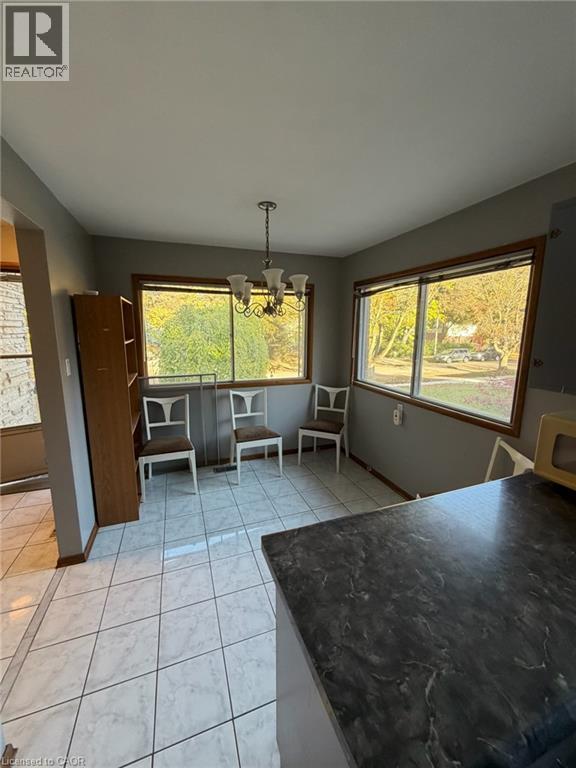 10 Cardill Crescent Unit# Upper Level, Waterloo, Ontario  N2L 3Y6 - Photo 6 - 40873892
