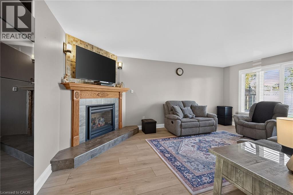 55 Fusilier Drive, Hamilton, Ontario  L9B 2E5 - Photo 17 - 40872792