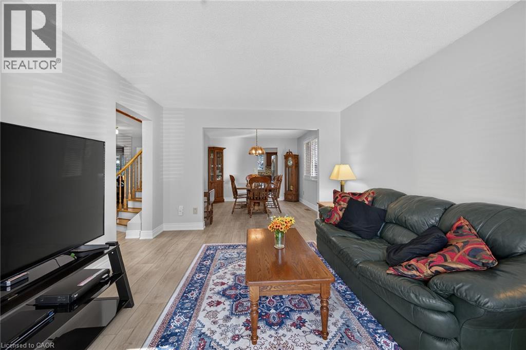 55 Fusilier Drive, Hamilton, Ontario  L9B 2E5 - Photo 10 - 40872792