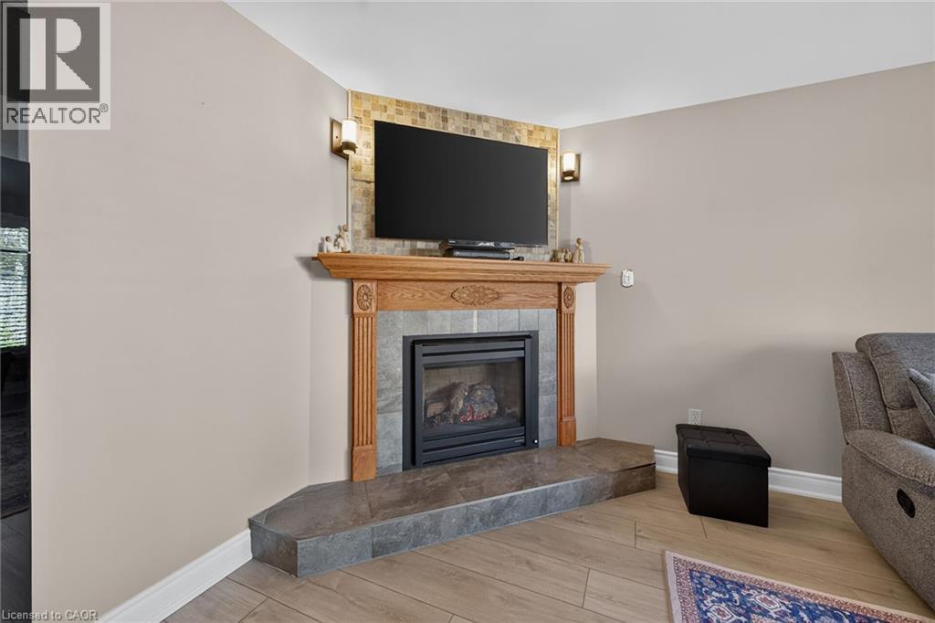 55 Fusilier Drive, Hamilton, Ontario  L9B 2E5 - Photo 19 - 40872792