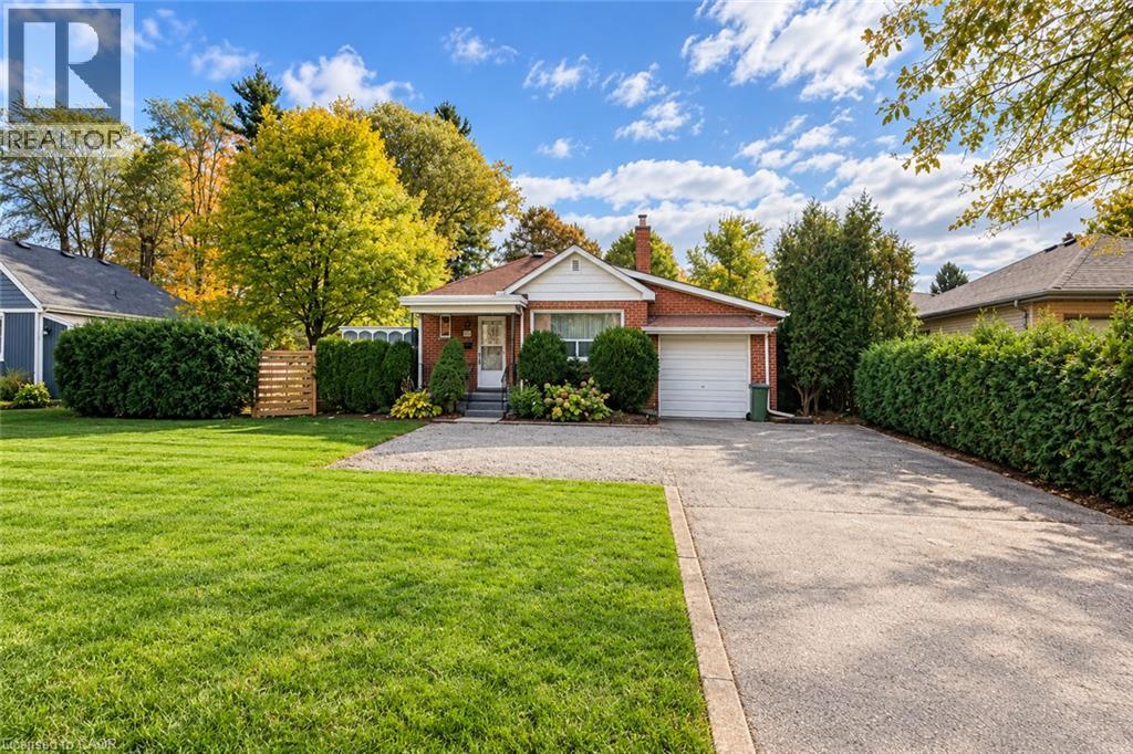 82 Wilson Street E, Ancaster, Ontario  L9G 2B5 - Photo 1 - 40873914